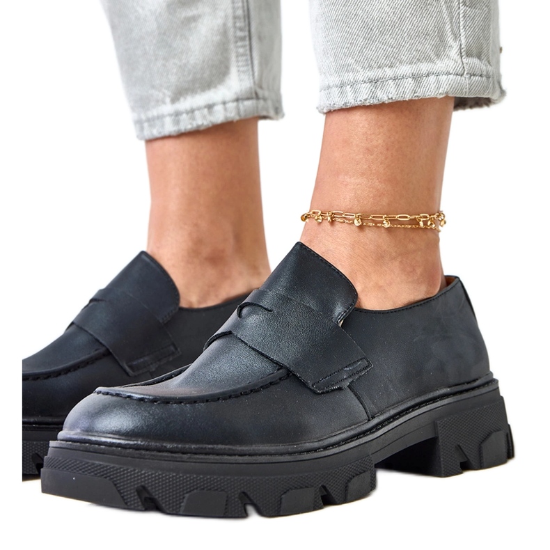 Mustat naisten kiinnitetyt mokkasiinit kirna