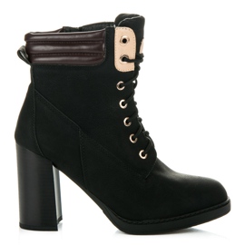 Seastar Työntekijät korkokengillä musta