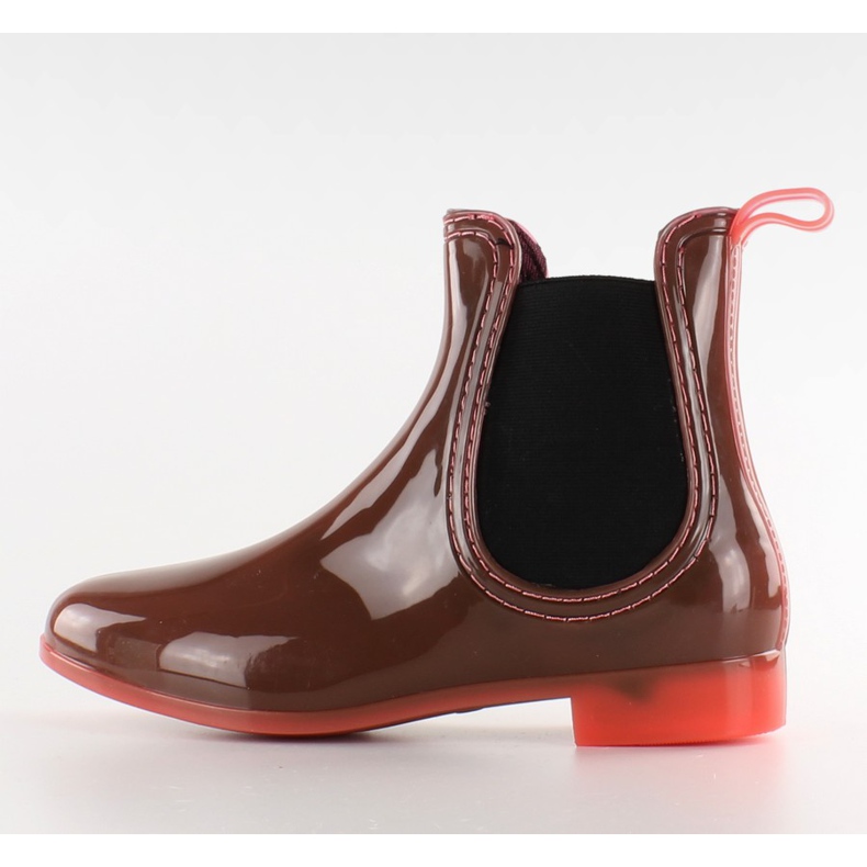 Wellington-napit läpinäkyvällä kantaalla PT28-koralli ruskea