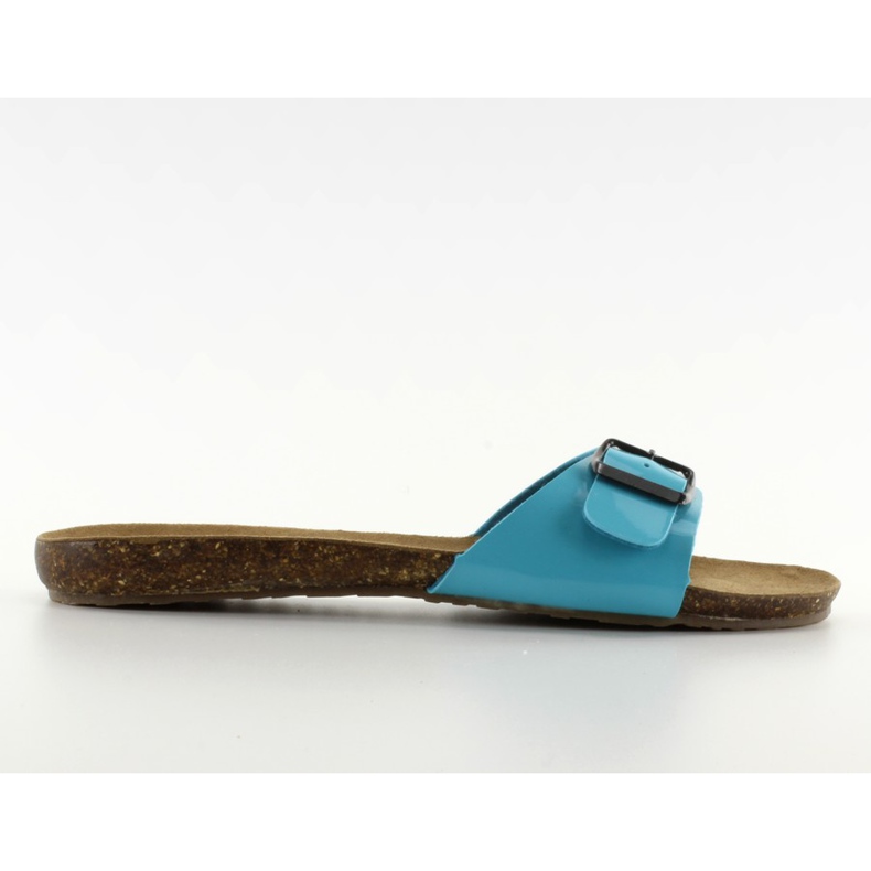 Tossut, joissa IR-283 solki sininen