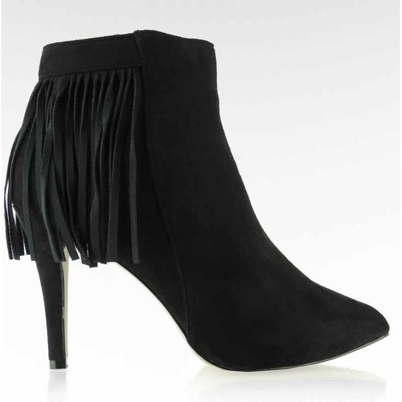 Kauniit mokkanaappaat mustilla tupsilla musta