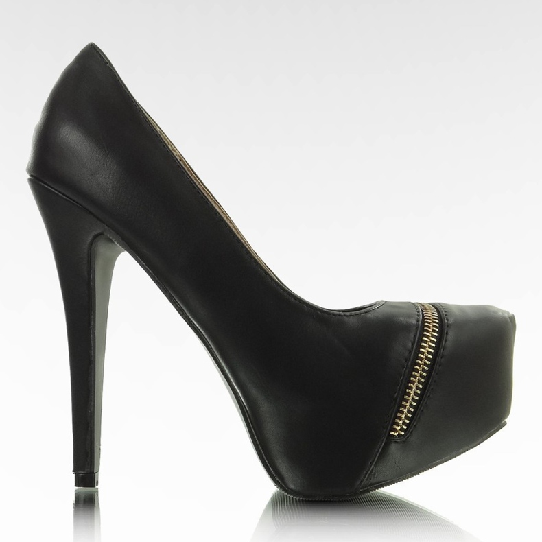 Alustan pumput U429 musta