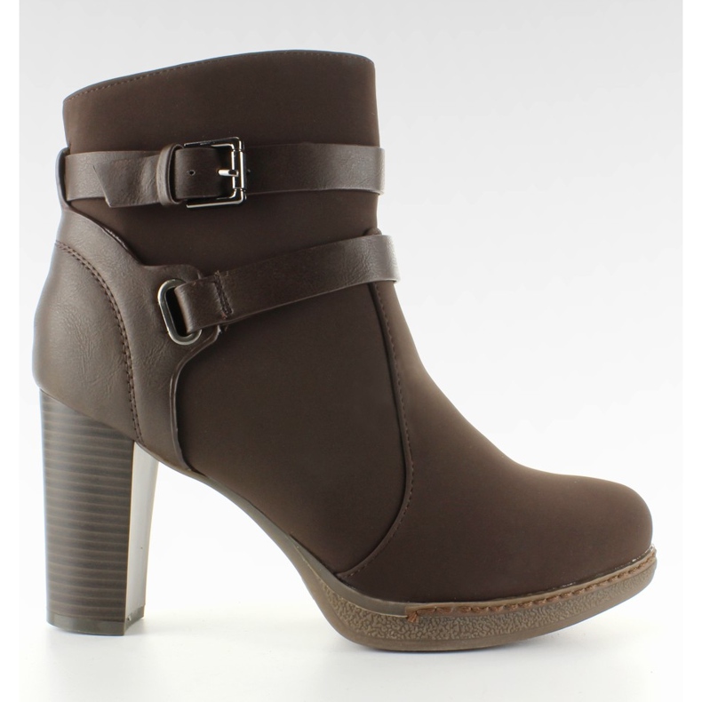 ZH693 Ruskeat mattapintaiset saappaat