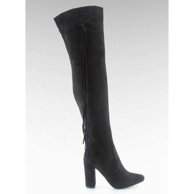 Musta reide korkokengät