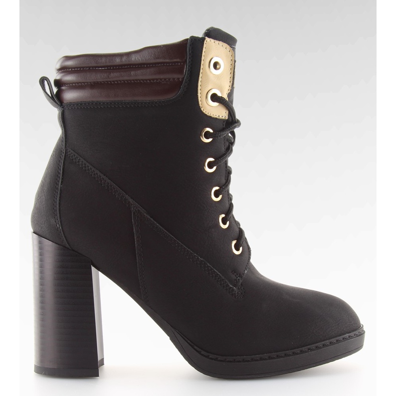 Musta Saappaat NS05P musta