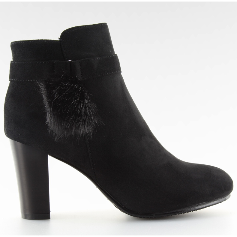 Mustat saappaat, joissa pompomusta musta H192 musta