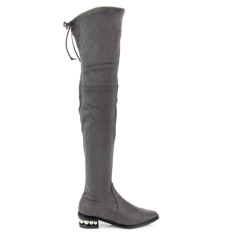 Fashion Harmaa muskettisoturia helmillä