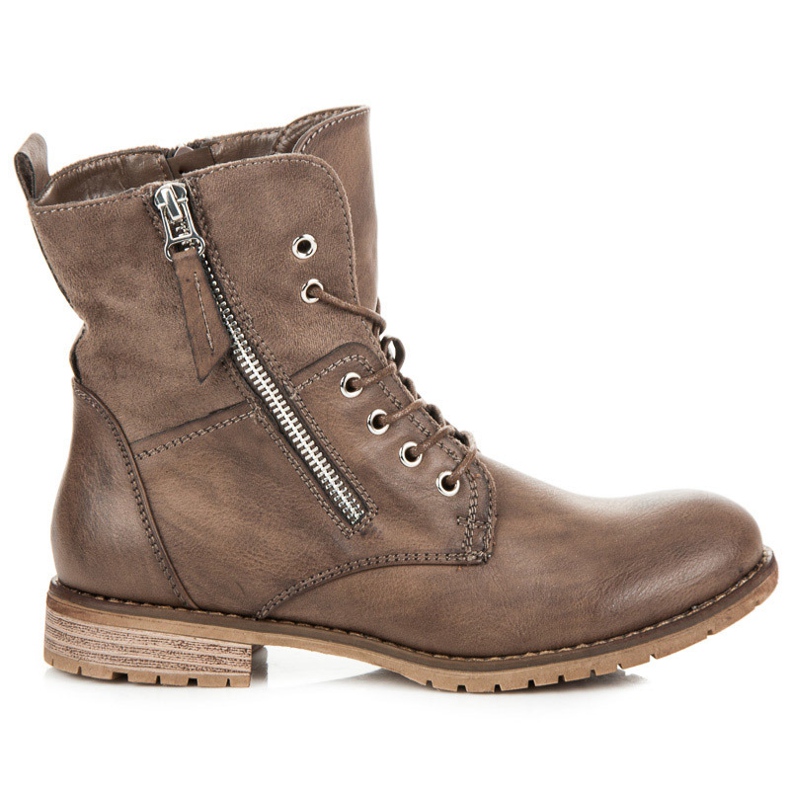 Queentina Työntekijät tasakorkoisissa ruskea