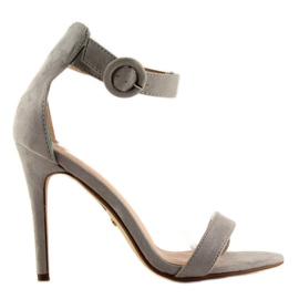 Harmaa NF-17 Harmaa sandaalit korkokengissä