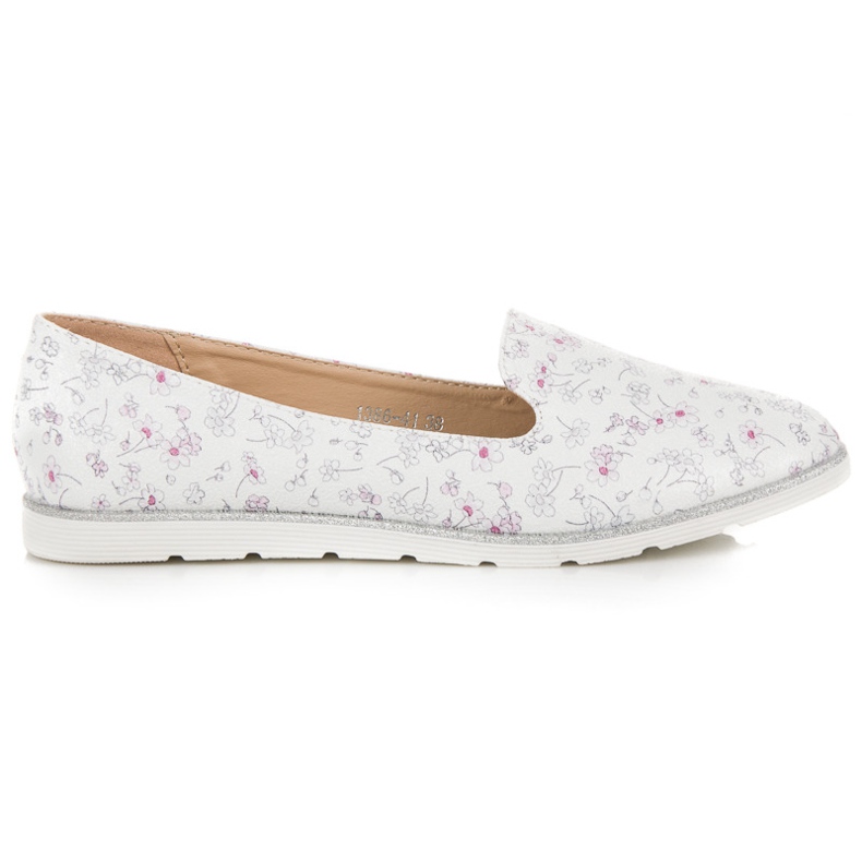 Vices Lords kukkien kanssa valkoinen