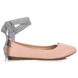 Ch. Creation Mokkabaleriinat nauhalla vaaleanpunainen