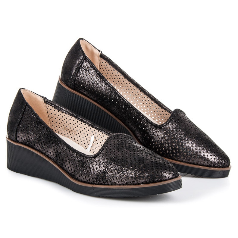 Vinceza Avoimet herrat musta