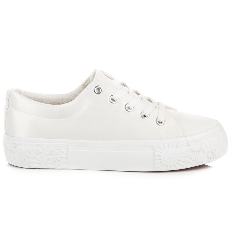 Kylie Satiini lenkkarit alustalla valkoinen