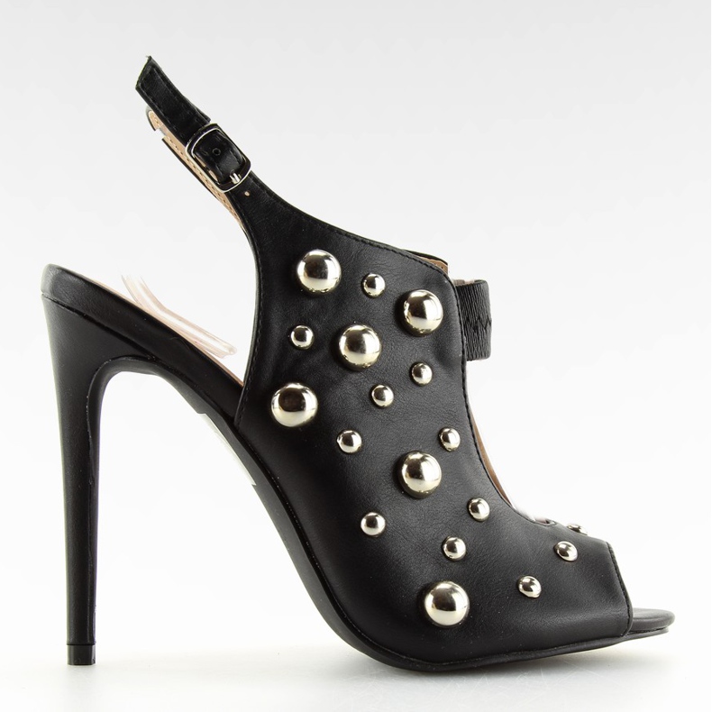 Mustat sandaalit nappeilla musta 708-11 musta