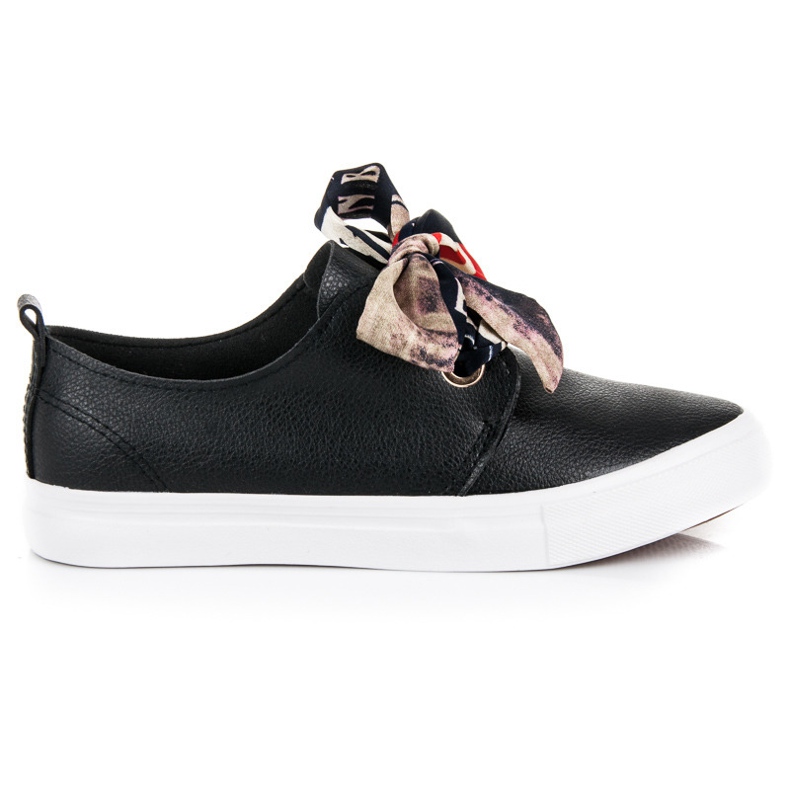 Seastar Tyylikkäät lenkkarit sidottuna nauhalla musta