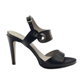 Nahkaiset sandaalit kantapäässä Edeo 3208 musta