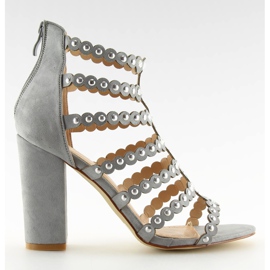 Korkokengät sandaalit harmailla harmailla nappeilla harmaa