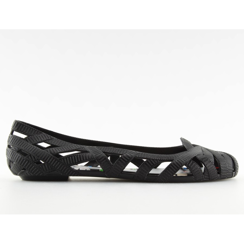 Balerinat meliski musta harjakattoinen KM127 musta