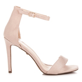 Seastar Beiget sandaalit korkokengissä