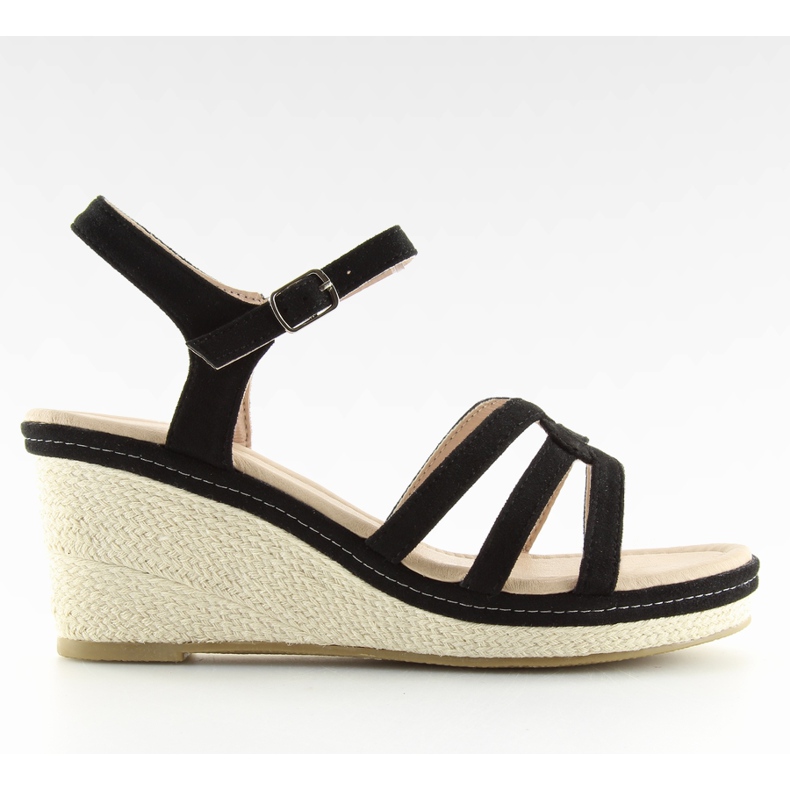 Mustat sandaalit matalalla kiilakorolla SR-2817 Musta