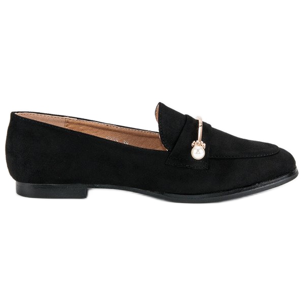 Mustat brogues helmillä