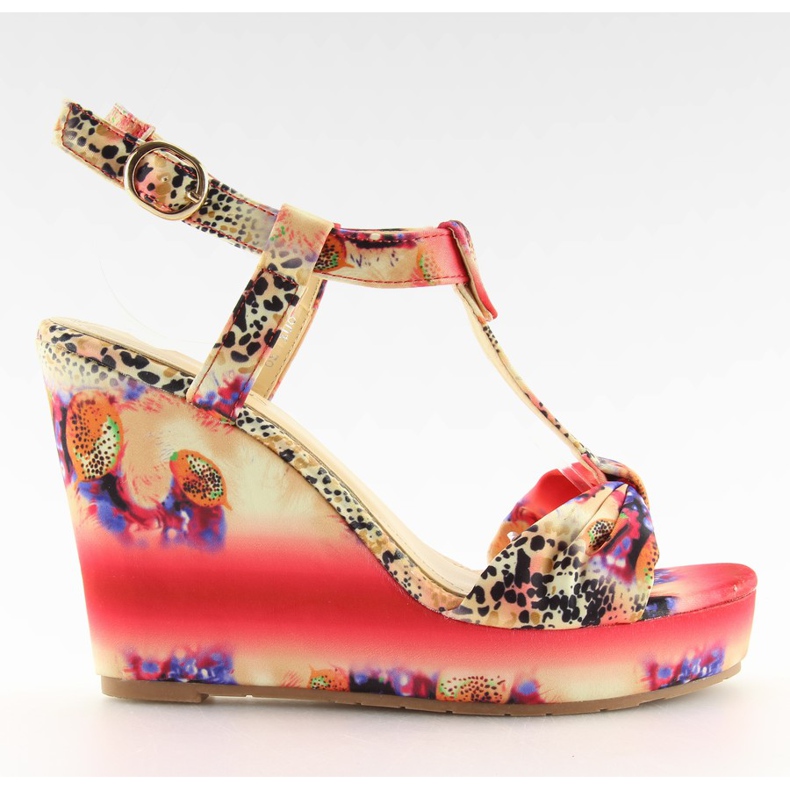 Satiiniset sandaalit 903 punainen