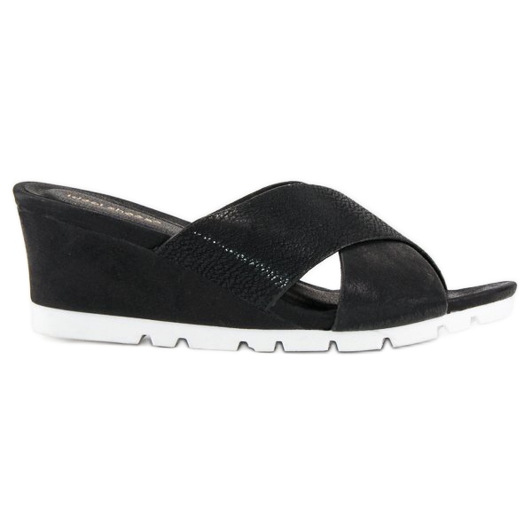 Ideal Shoes Mustat kiilatossut