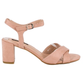 Milaya Vaaleanpunaiset sandaalit pylväässä vaaleanpunainen