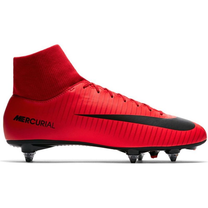 Nike Mercurial Victory Vi jalkapallokengät punainen