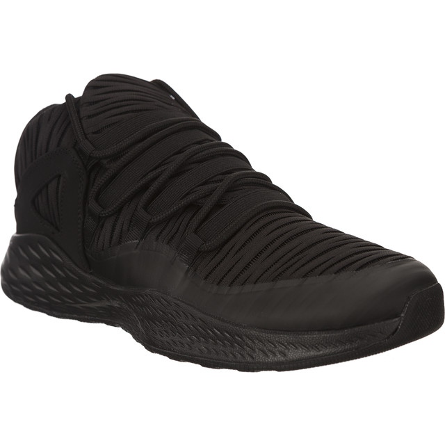 Nike Jordanian Formula 23 matala 010 musta