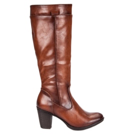 Saappaat vinceza-tolppaan ruskea