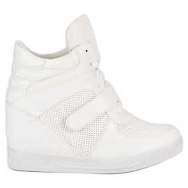 Valkoiset lenkkarit lenkkarit valkoinen