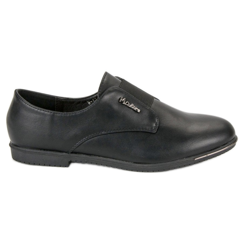 Miss Laura Mustat liukuvat kengät