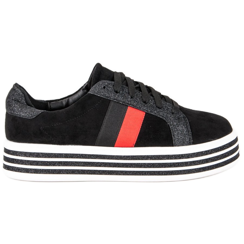 Tennarit VICES -alustalla musta