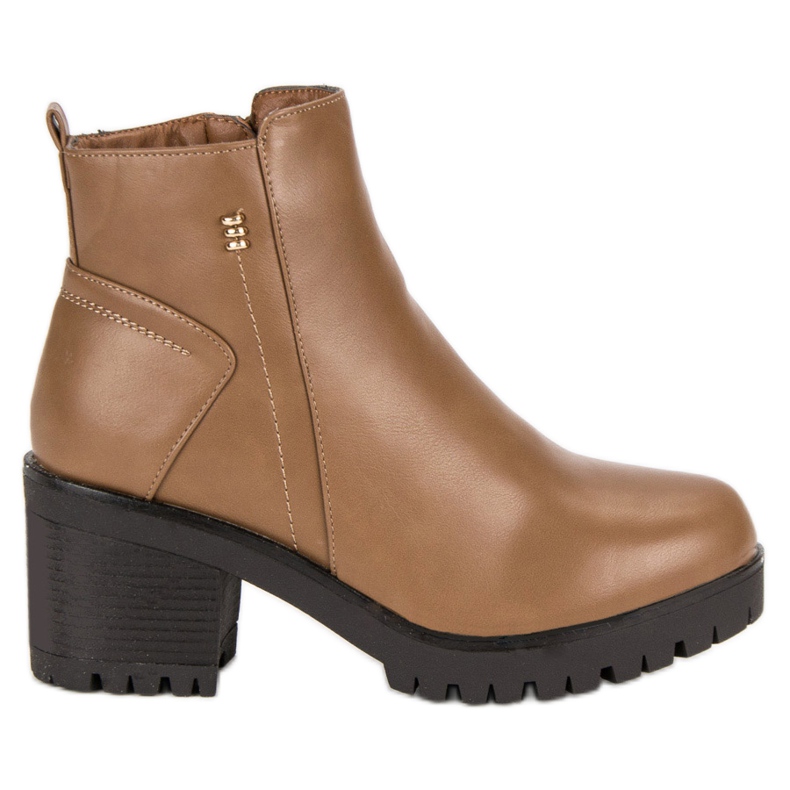 Ruskeat korkokengät