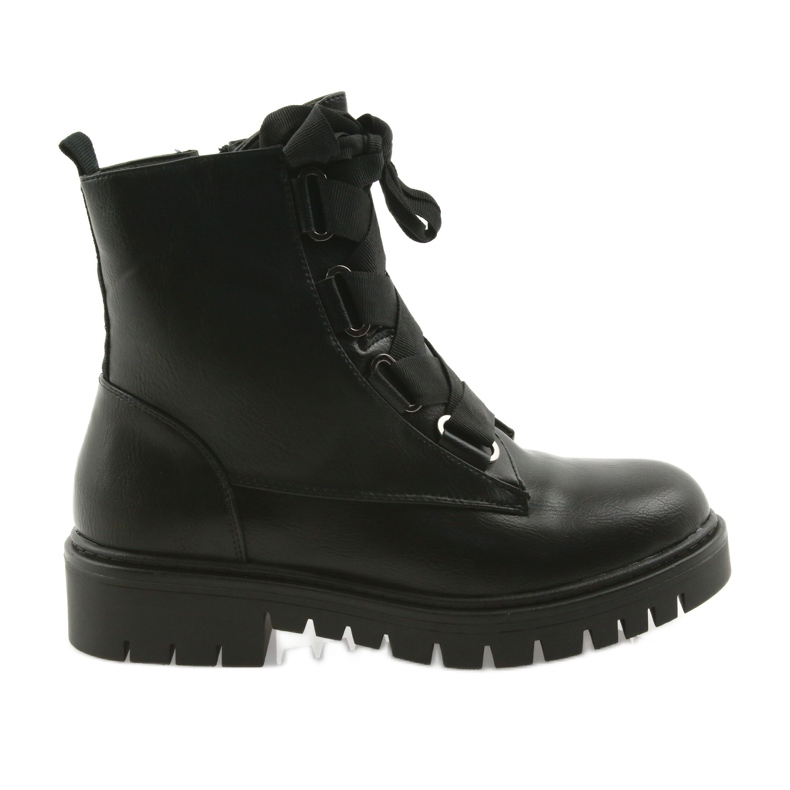 M.Daszyński Musta sidottu työntekijä Daszyński MR1809