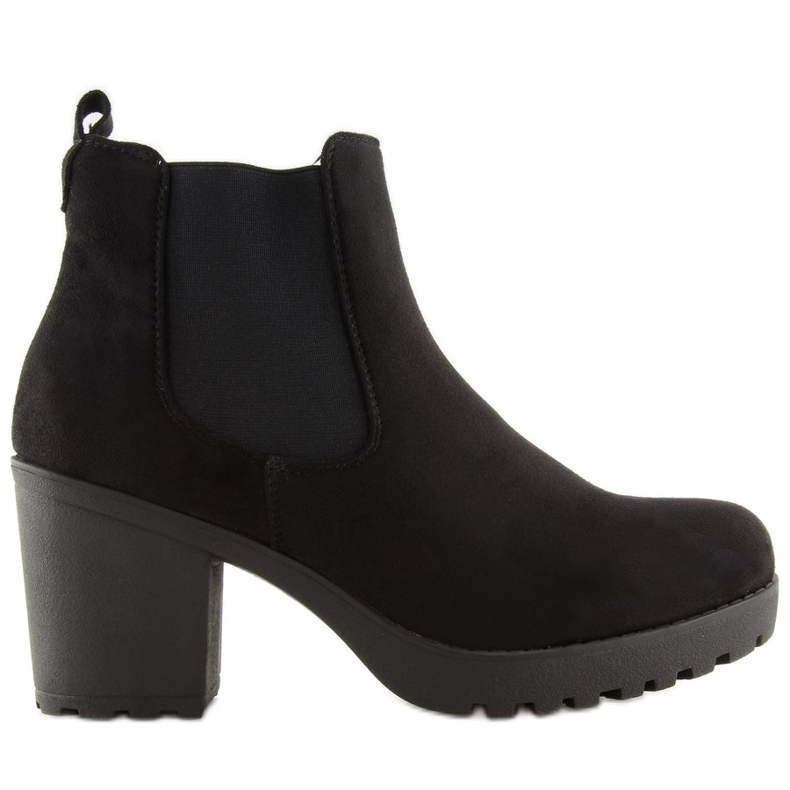 Mustat saappaat leveillä korkoilla E5106 Musta
