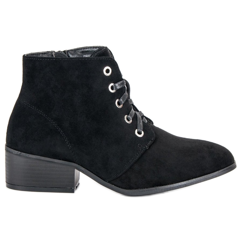 Sidotut mustat nilkkurit