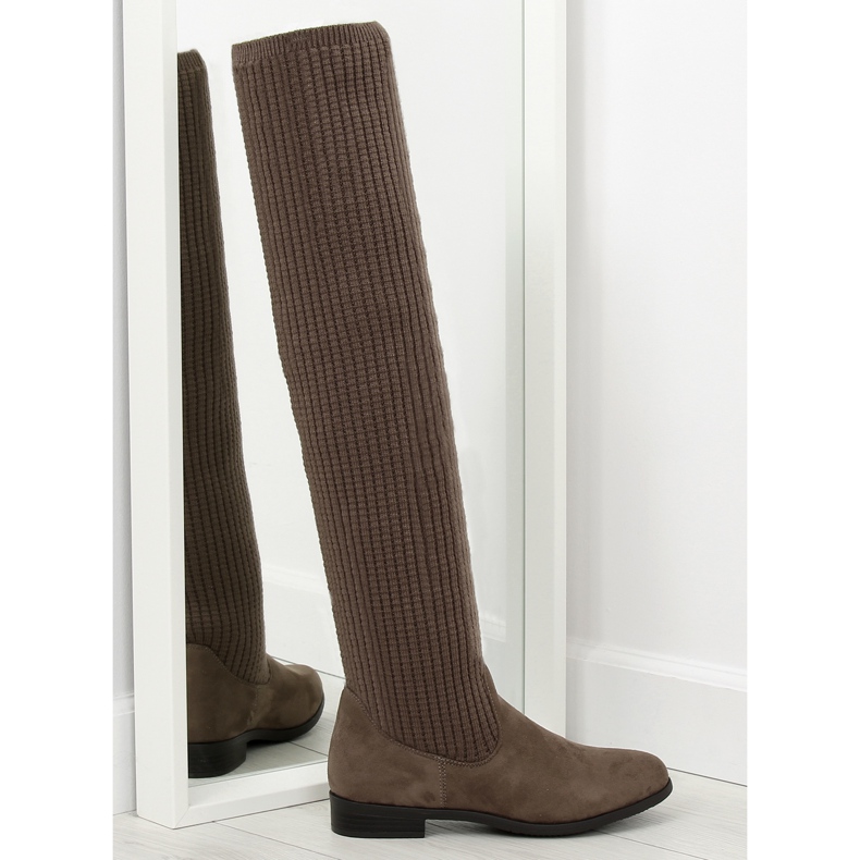 Ruskeat muskettisoturit BM102 khaki