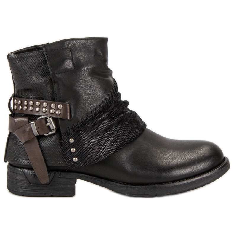 Muodikkaita työntekijöitä musta