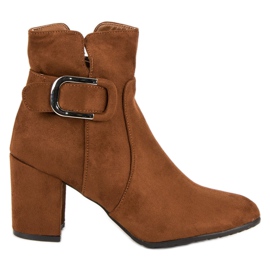 Mokkanahkakengät postissa ruskea