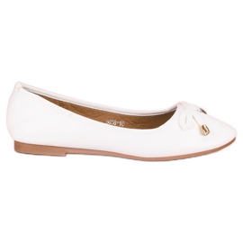 Valkoinen ballerina jousella