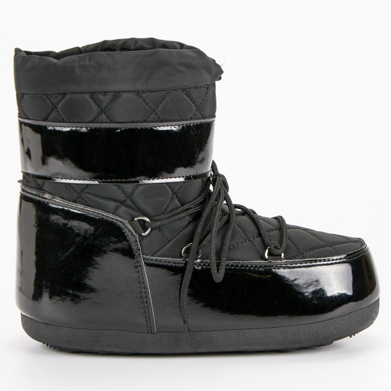 Muodikkaat lumisaappaat musta