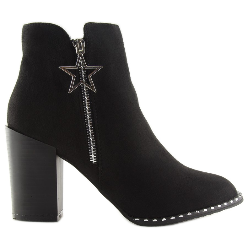 Saappaat vakaalla kantapäällä musta 8576-2 Musta