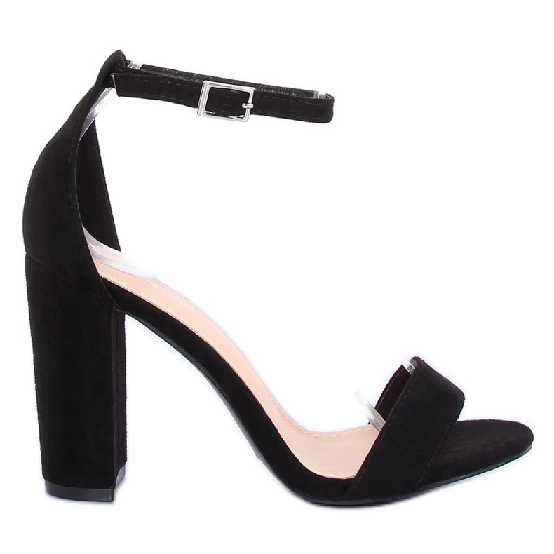 Mustat sandaalit postissa Y2385-27 Musta