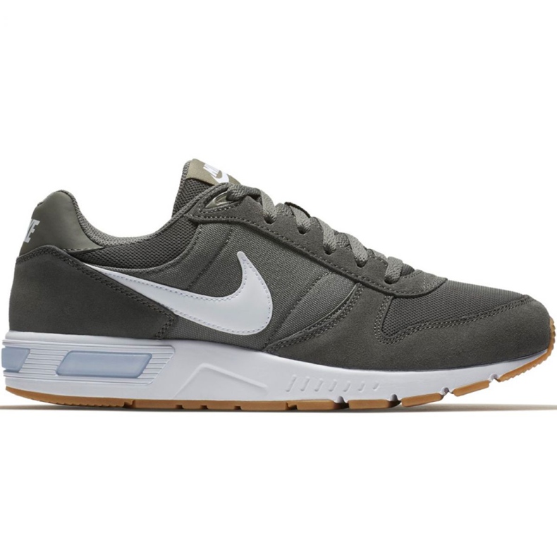 Nike Nightgazer M 644402-008 kenkä monivärinen vihreä