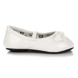 Balerinat tytölle valkoinen