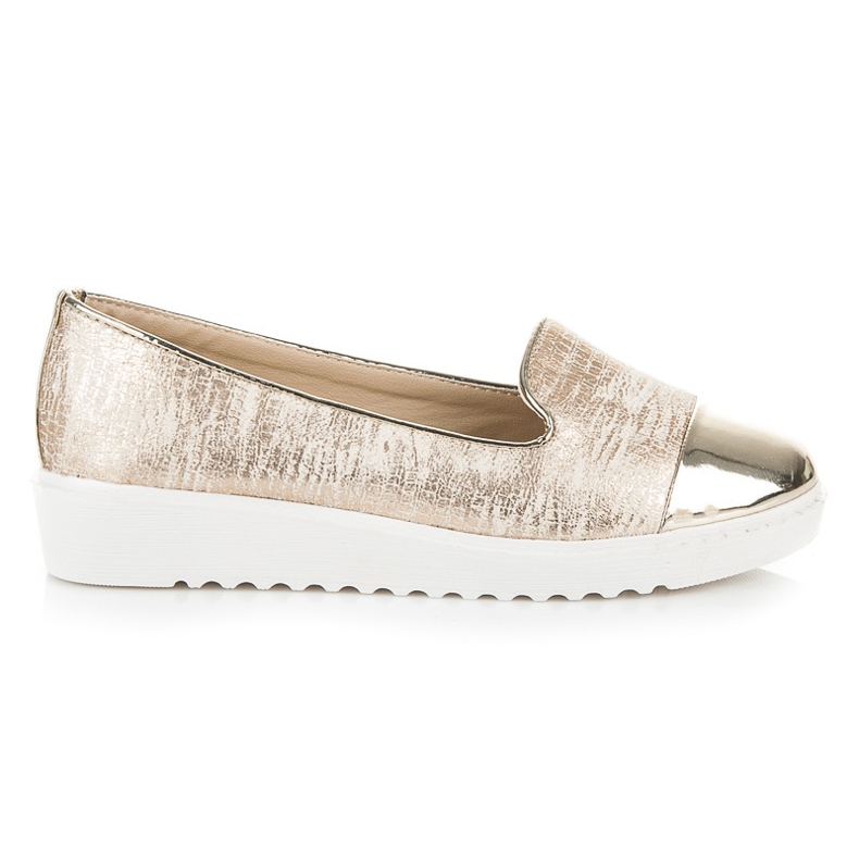 Nio Nio Golden Lords lavalla kultainen