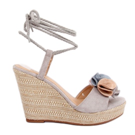 Harmaat sandaalit kiilakannassa YY27P Harmaa