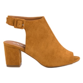 Nio Nio Rakennetut sandaalit baarissa keltainen Nio Nio Rakennetut sandaalit baarissa keltainen